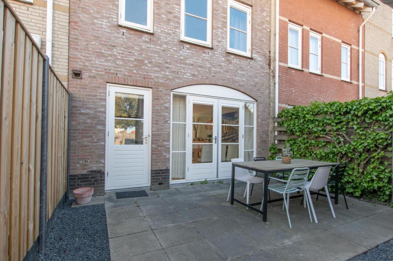 Middensluis Vakantiehuis Wemeldinge Exteriör bild
